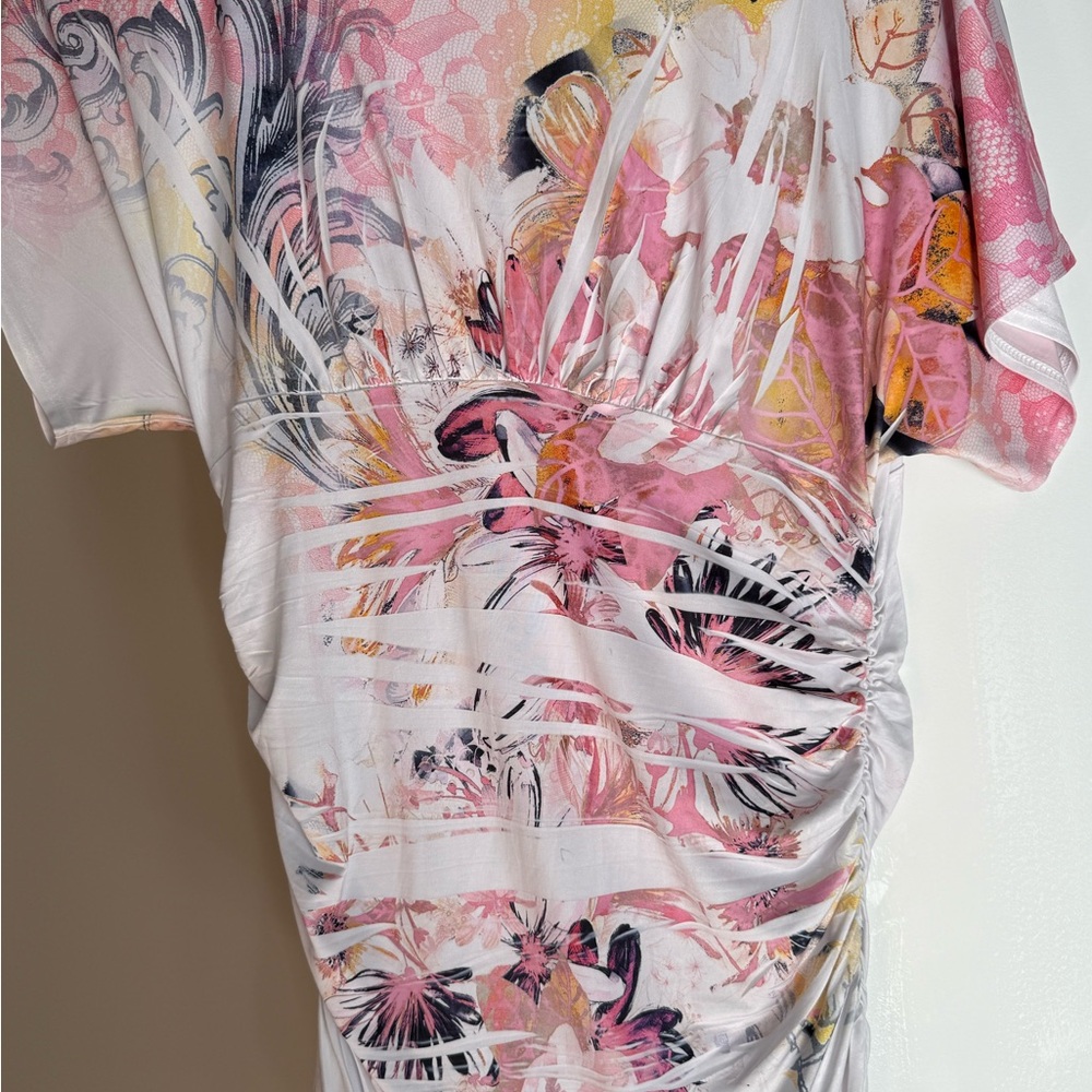 Iz Byer Pink and White Floral Short Sleeve Top